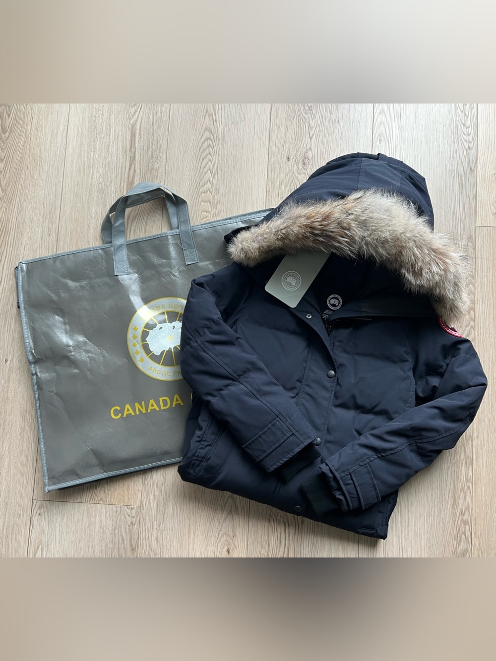 NWOTS Canada Goose Mackenzie Parka Heritage women Sz S- 2302JL